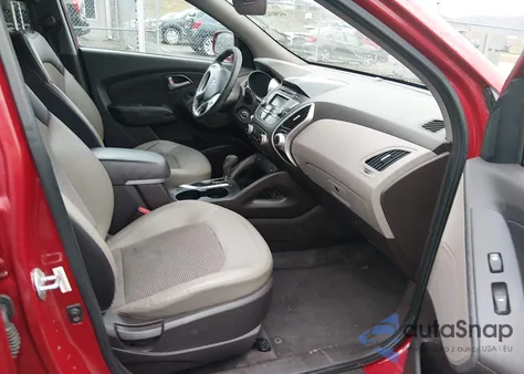 2013 Hyundai Tucson Gls from USA, damaged, VIN KM8JU3AC0DU547153